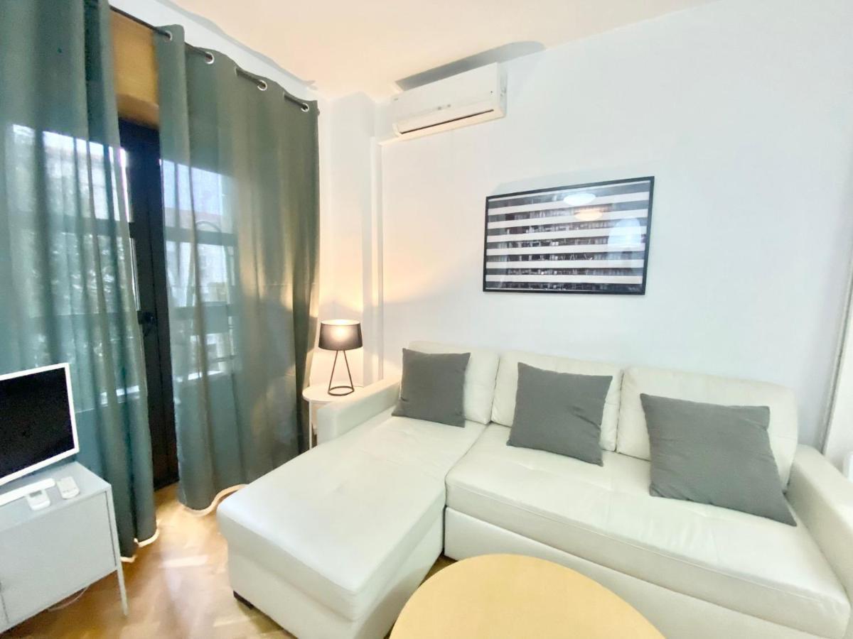 Centro Barrio Embajadores 01 马德里 外观 照片