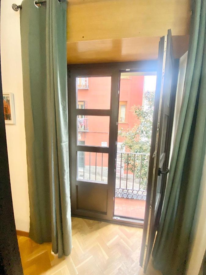 Centro Barrio Embajadores 01 马德里 外观 照片
